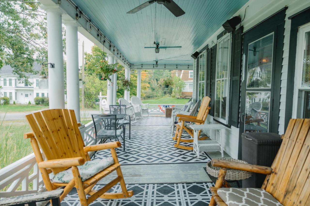 The Greenfield Inn Extérieur photo