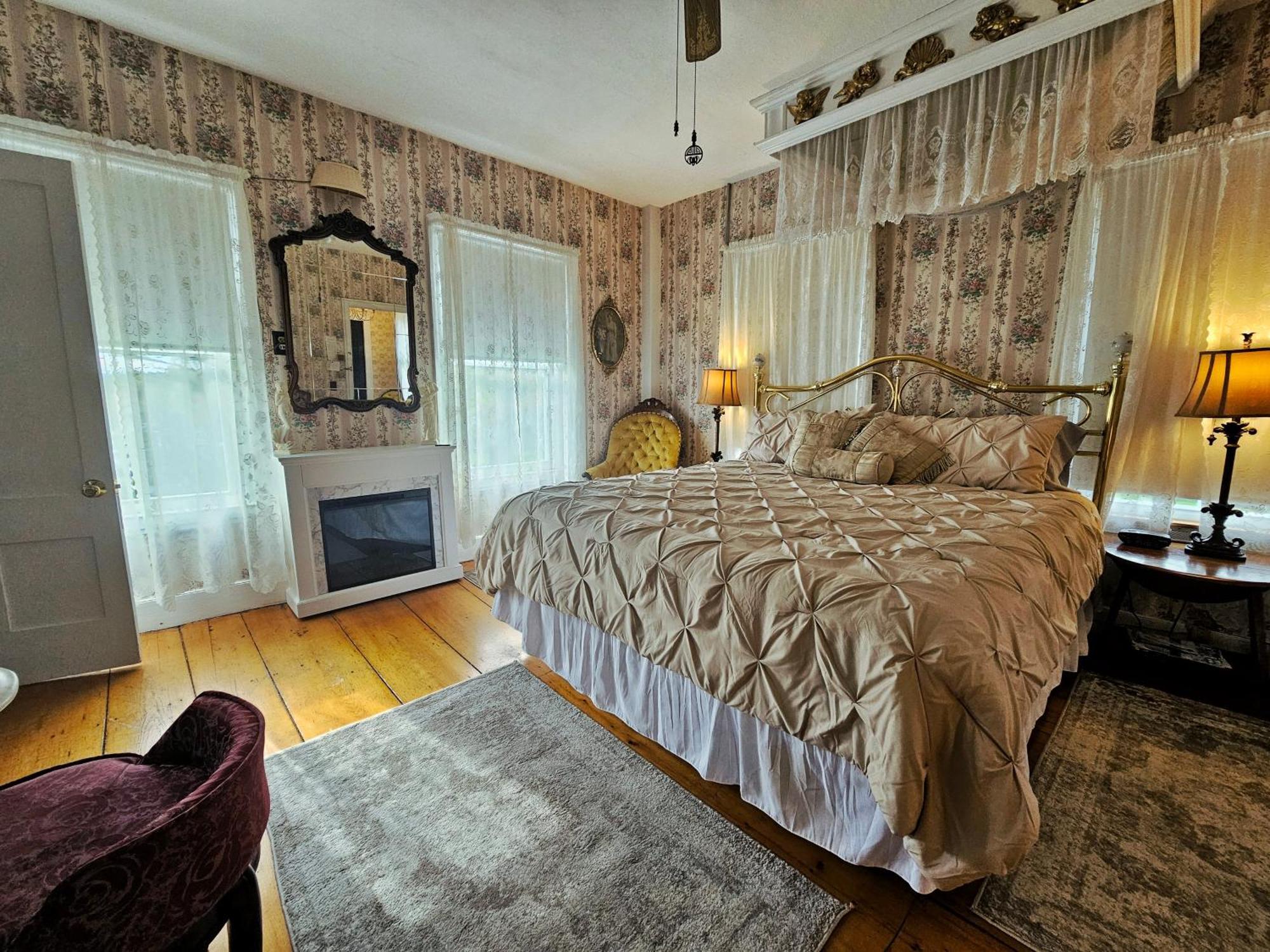The Greenfield Inn Extérieur photo